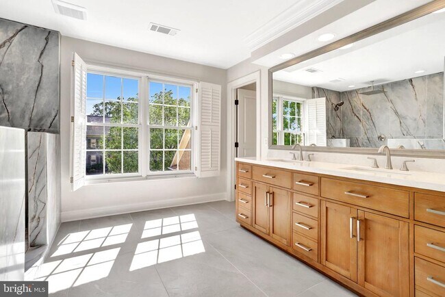 Building Photo - 5231 WINTER VIEW Dr