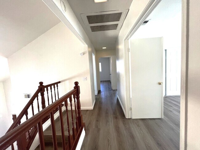 Building Photo - Spacious 4-Bedroom Home with Large Backyard in Moreno Valley
