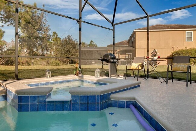 Building Photo - 9017 Paolos Pl