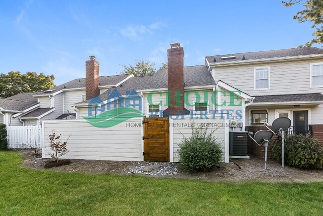 Building Photo - 9223 N Vicksburg Park Ct