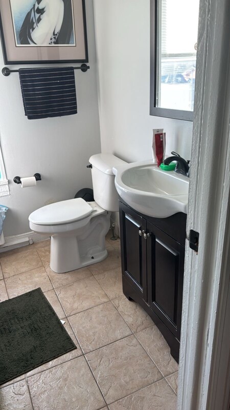 Building Photo - 228 2nd St