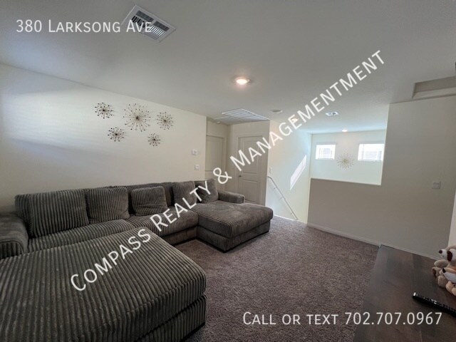 Building Photo - 380 Larksong Ave