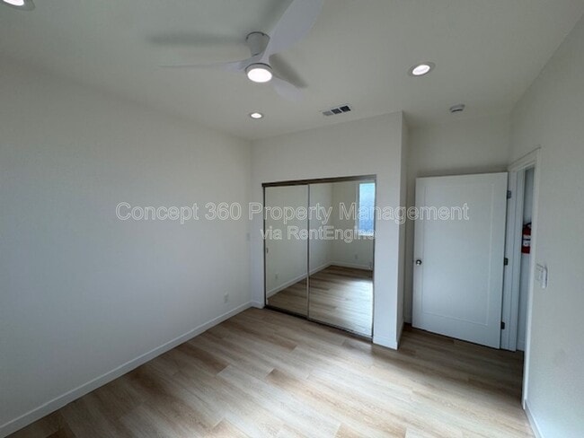 Building Photo - 6170 Briercrest Ave