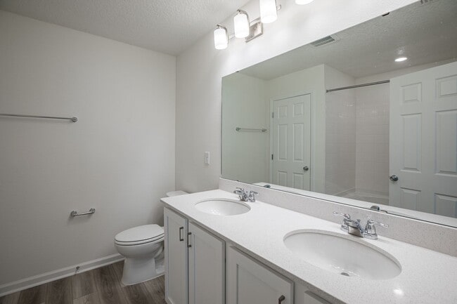 Building Photo - Harbor Dunes