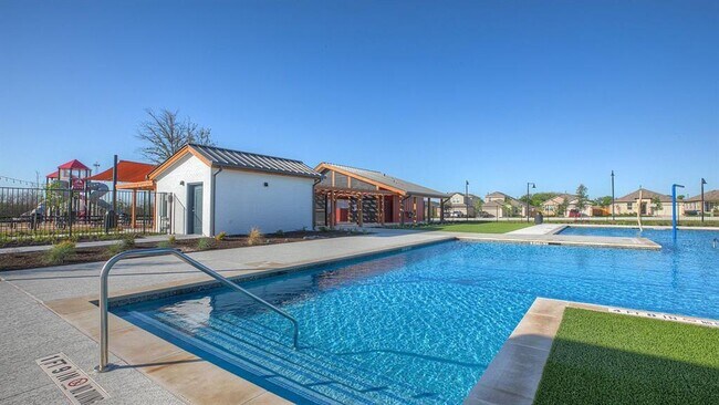 Building Photo - 490 Evergreen Sumac Lp