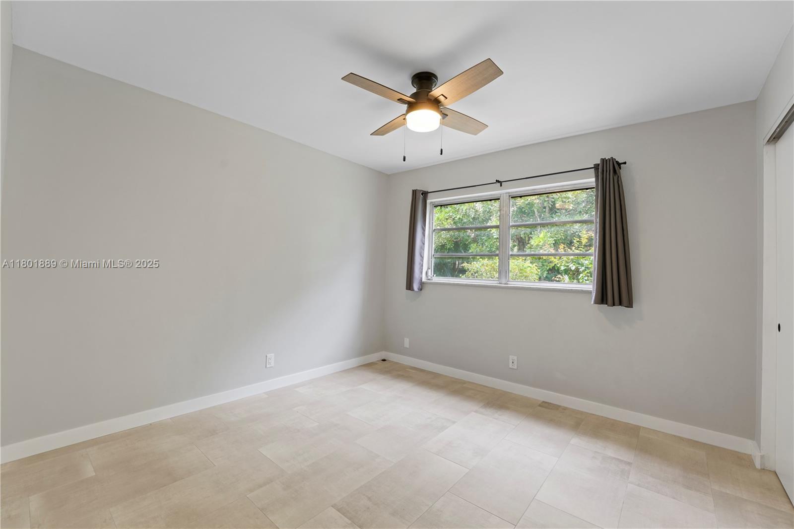Building Photo - 2911 SW 108th Way