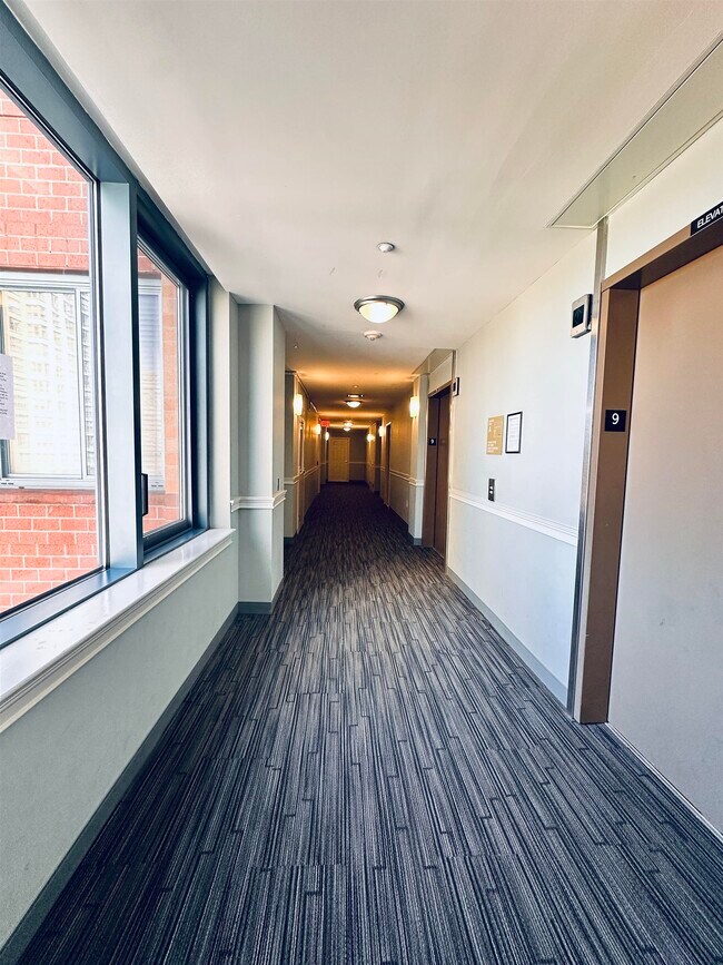 Building Photo - 311 Washington St