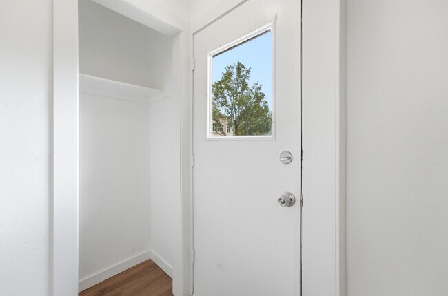 Building Photo - 4523 S 600 E