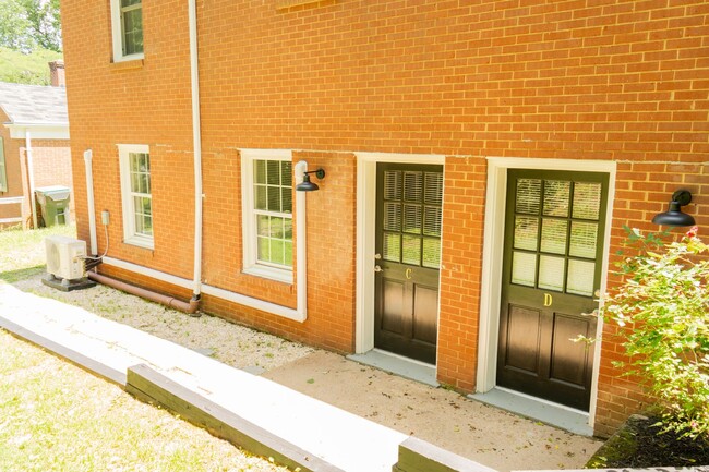 Building Photo - 107 Cresap Rd