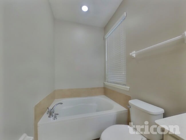 Building Photo - 3088 Holly Grove Lane