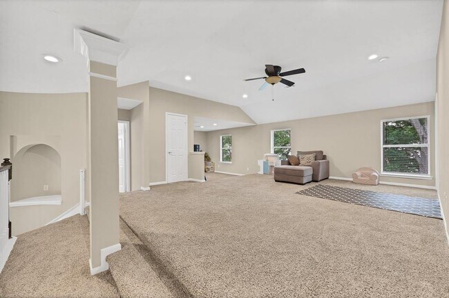 Building Photo - 31406 Capella Cir