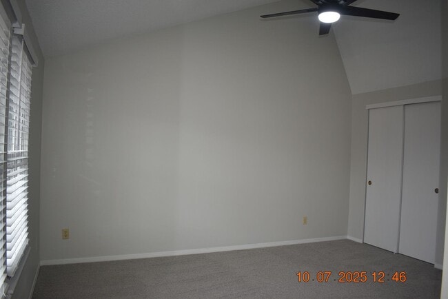 Building Photo - Updated 3 Bed Littleton Townhome