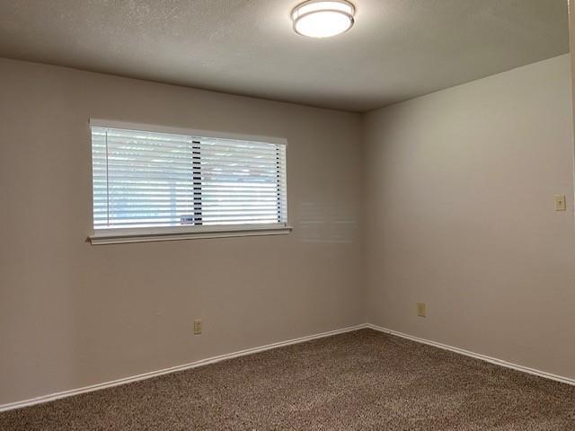 Building Photo - 2303 Markland St