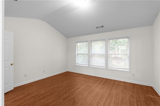 Building Photo - 3127 Wyesham Cir