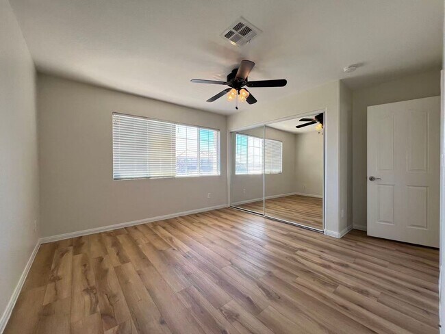 Building Photo - 9924 Antelope Canyon Ave