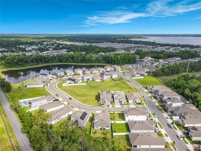 Building Photo - 792 Hyperion Dr