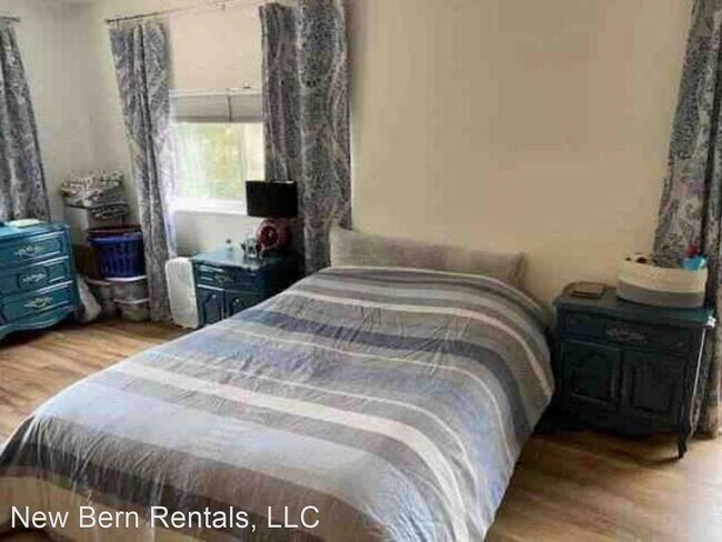 Building Photo - 2 br, 2.5 bath House - 161 Quarterdeck Townes