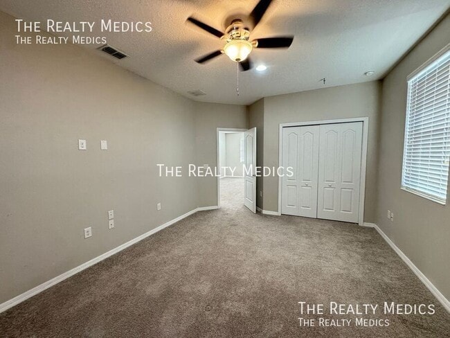 Building Photo - 5107 Appenine Loop W