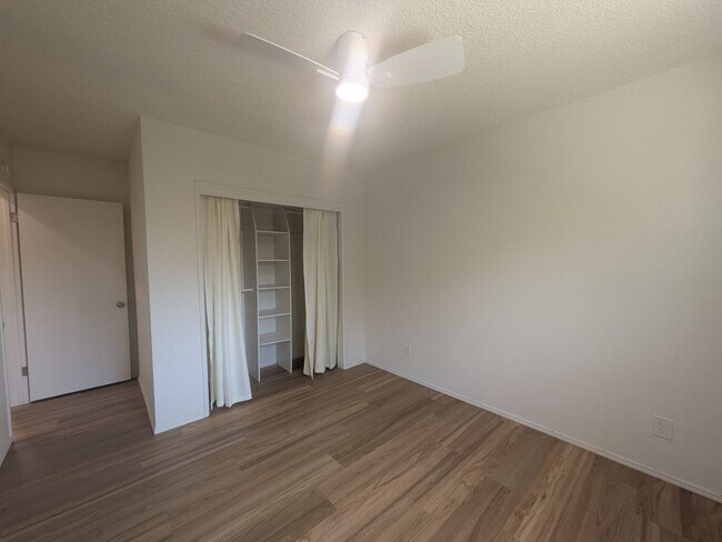 Building Photo - $$$$$$500 MOVE IN BONUS!!!!Freshly Remodel...