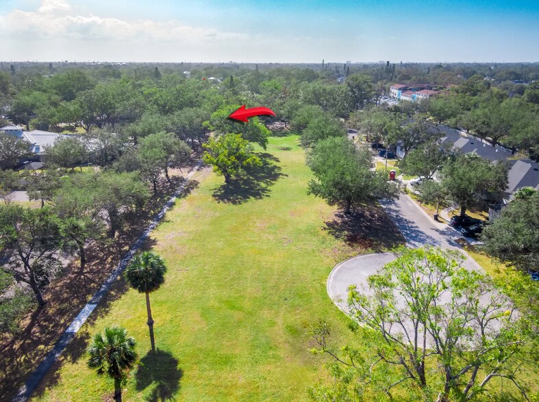 Building Photo - 3864 7th Ave N