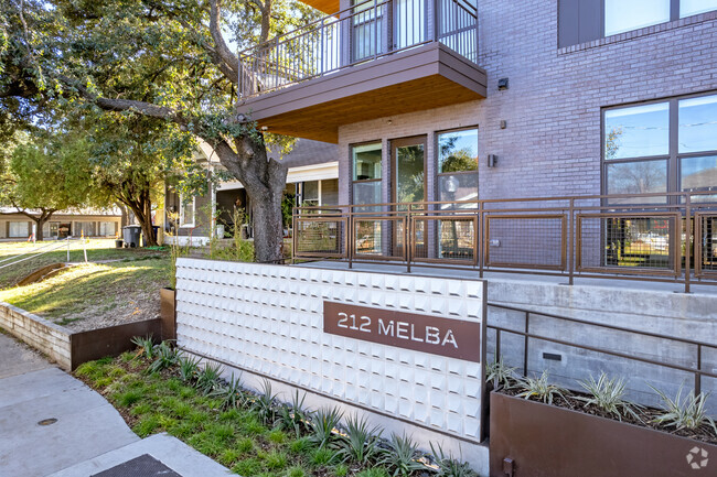 Building Entrance - 212 Melba