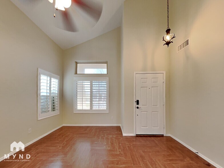 Building Photo - 981 N 169th Ave