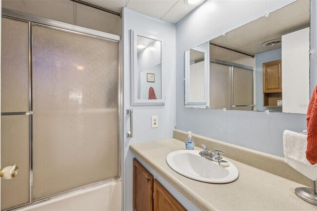 Building Photo - 77 Wildwood Ln