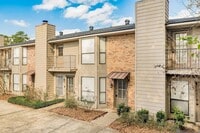 Building Photo - 9506 Jefferson Hwy