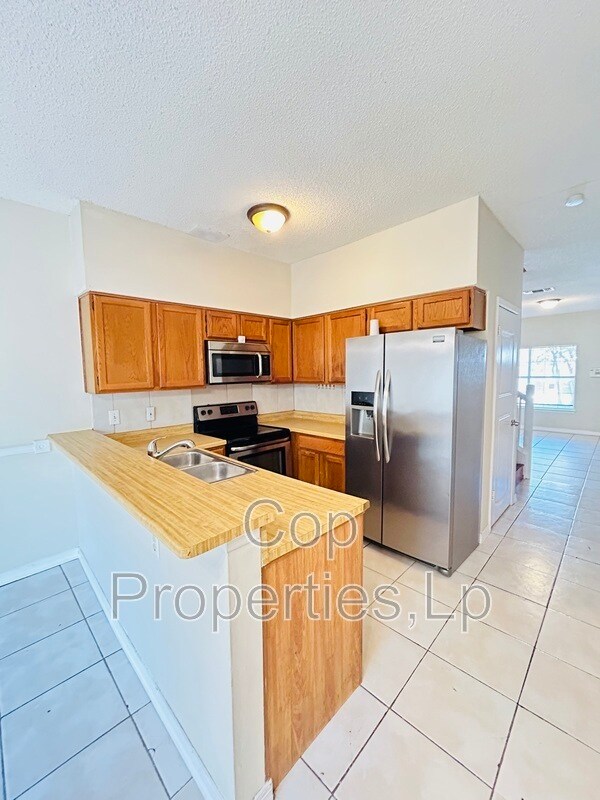 Building Photo - 1804 Gary’s Park