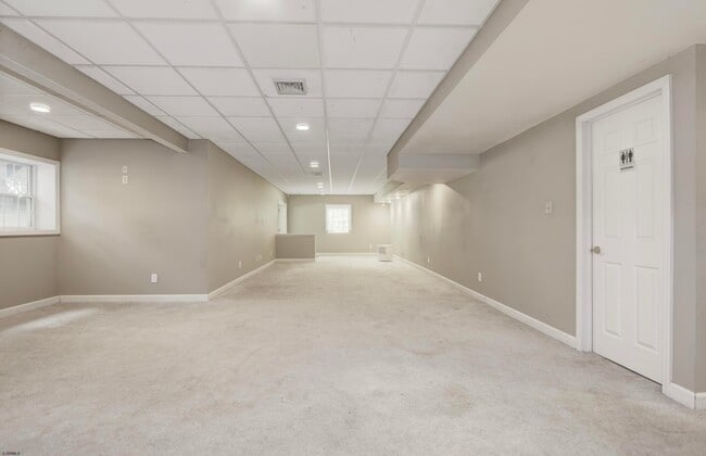 Building Photo - 113 Lighthouse Ln