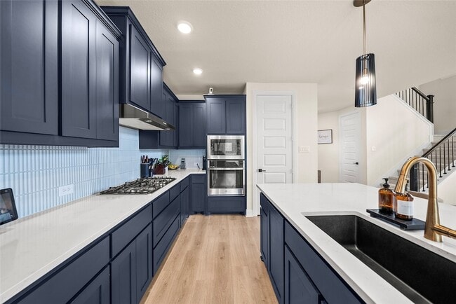 Building Photo - 609 Northside Dr