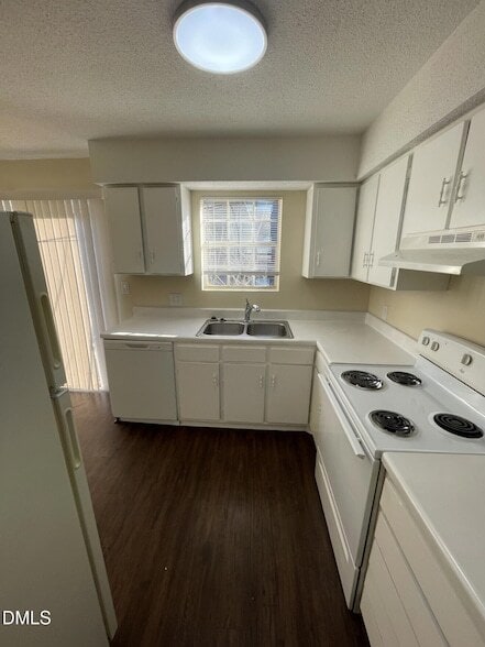 Building Photo - 120 Byrum St