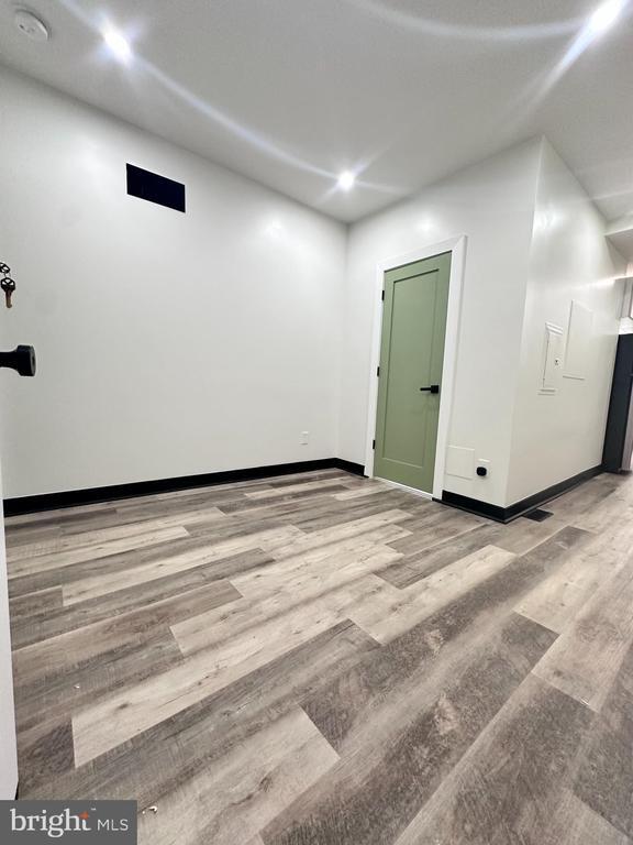 Building Photo - 2539 N Marshall St