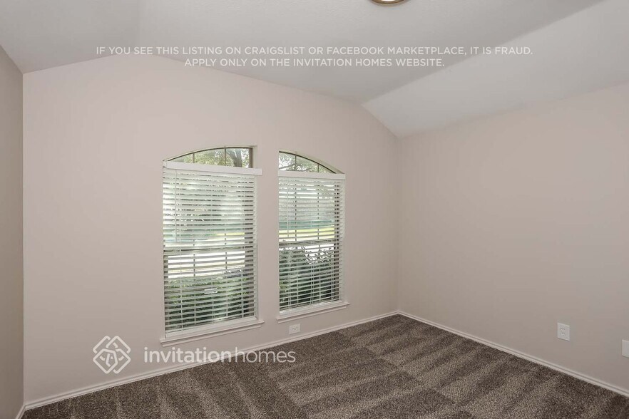 Building Photo - 147 Oregon Tr
