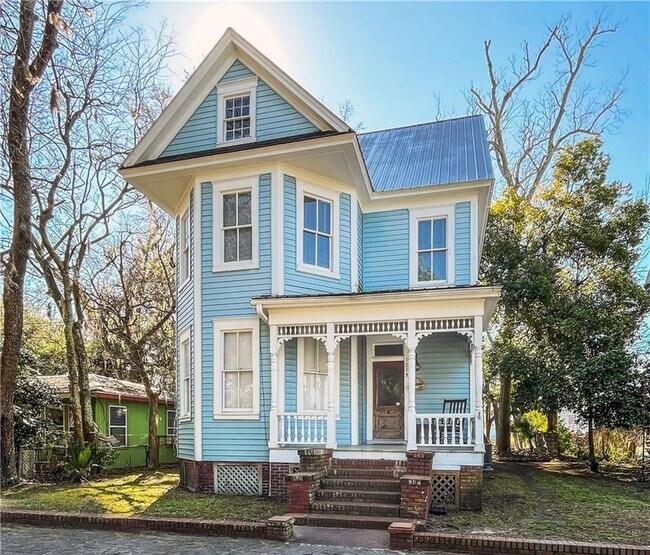 Primary Photo - 1113 Grant St