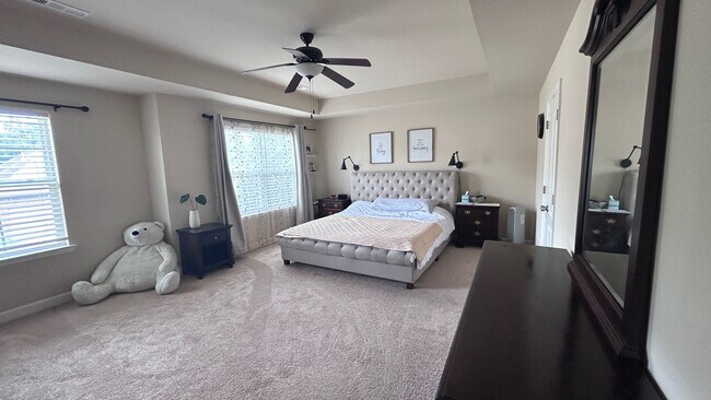 Building Photo - 4209 Longfellow Dr