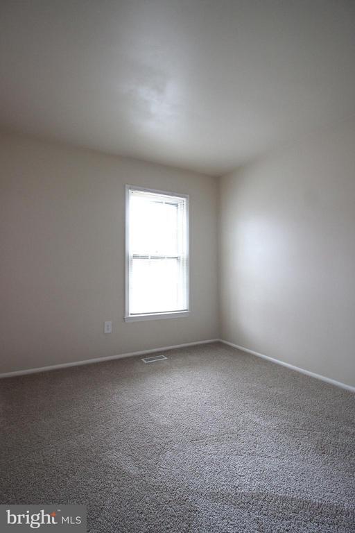 Building Photo - 7765 Brandeis Way