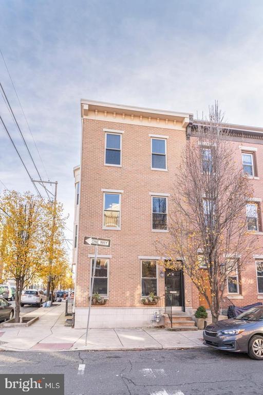 Building Photo - 1001 S 18th St