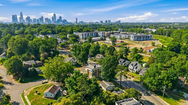 Building Photo - COMING SOON! Fully Furnished 2-Bedroom Home Near Charlotte’s Top Attractions