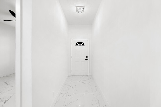 Building Photo - 1209 Olympic Cir