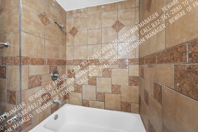 Building Photo - 2346 February Ln