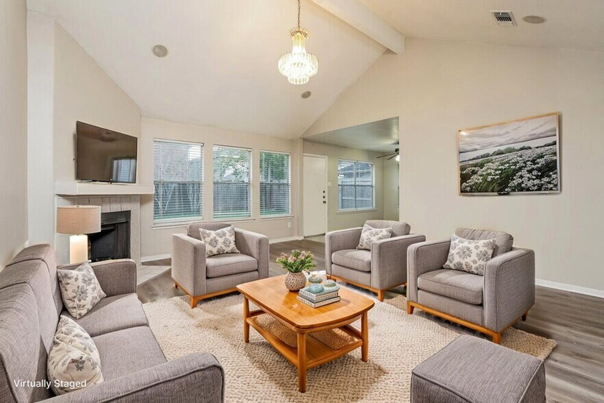 Building Photo - 2803 Green Hollow Ct