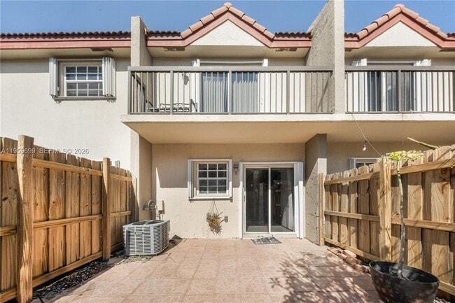 Building Photo - 6110 SW 129th Pl