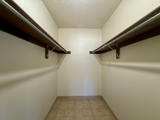 Building Photo - Lovely 1 Bedroom, 1 Bathroom Lakewood Condo! Community POOL!!!