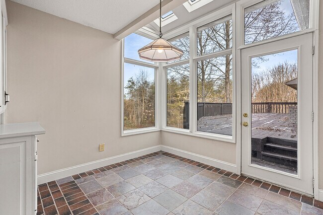 Building Photo - 274 Elkins Rd