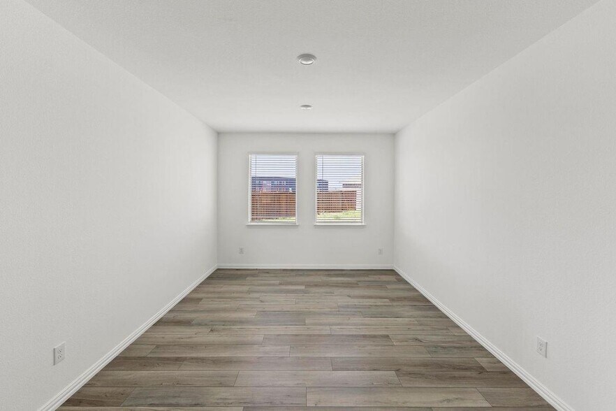 Building Photo - 1228 Ipkiss Ave