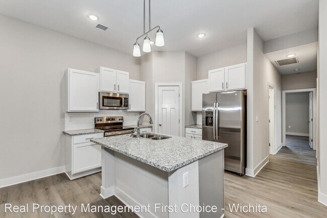 Building Photo - 3 br, 2 bath House - 3619 W 45th ST S