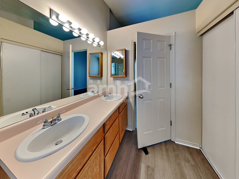 Building Photo - 4017 W 6550 S