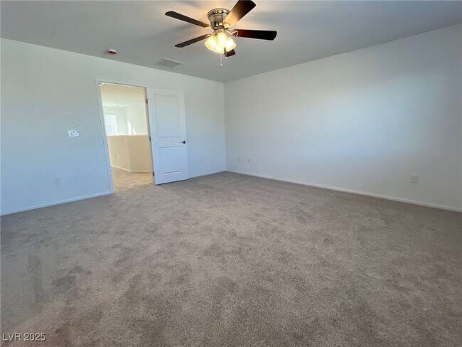 Building Photo - 7470 S Pioneer Way