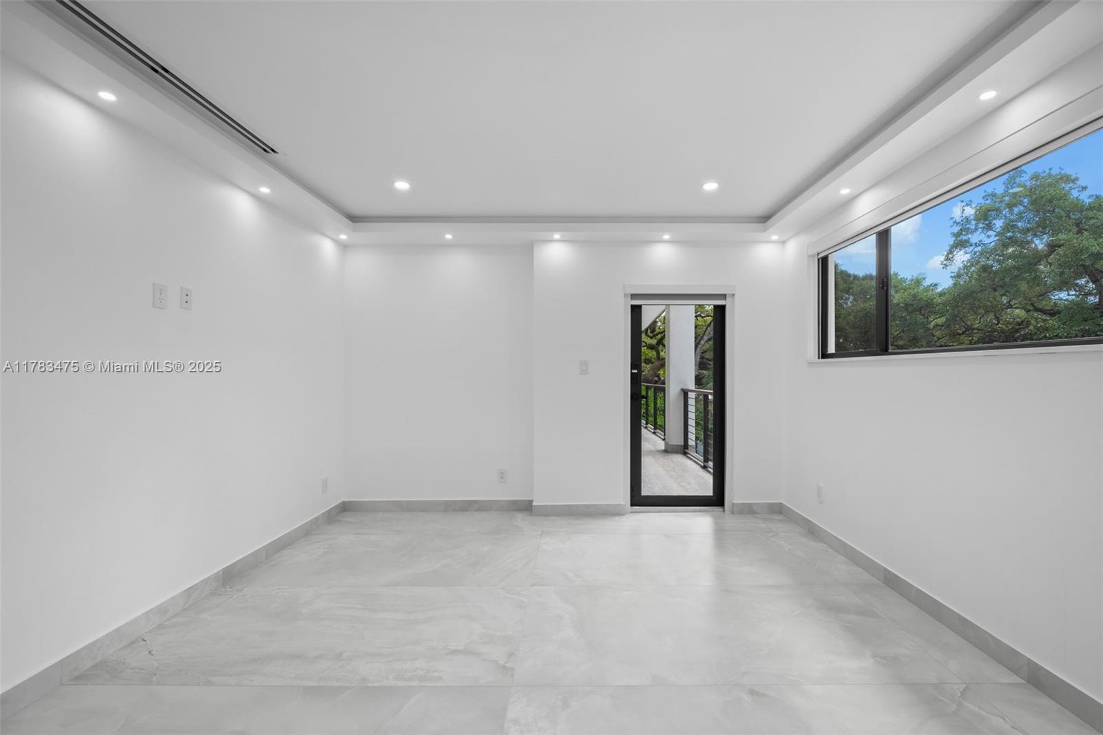 Building Photo - 3000 Riverland Rd